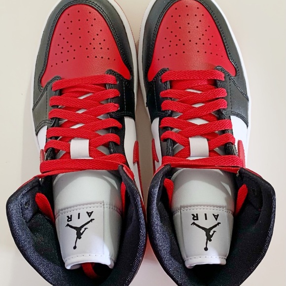 Nike Air Jordan 1 ❌SOLD🎁Mid Alternate Bred Toe Womens 8 - Picture 6 of 10